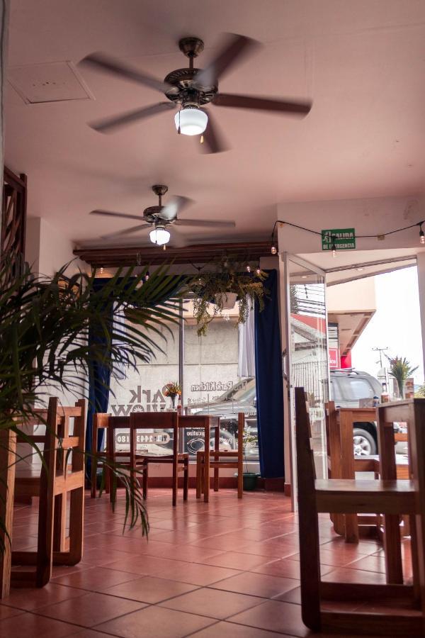 אלאג'ואלה Park View Hotel & Restaurant מראה חיצוני תמונה